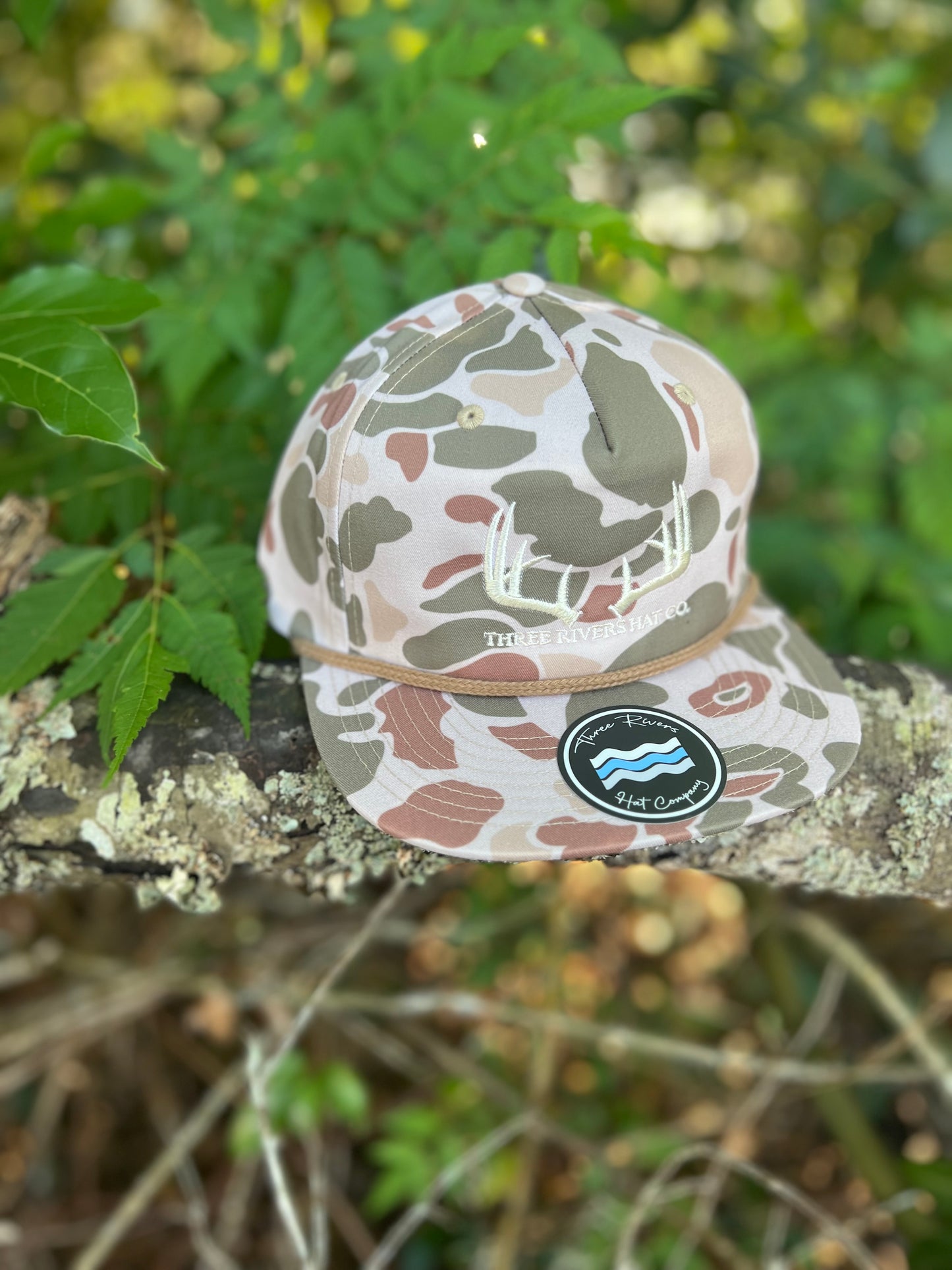 Classic Whitetail Rack - Rope Snapback - Richardson 256p