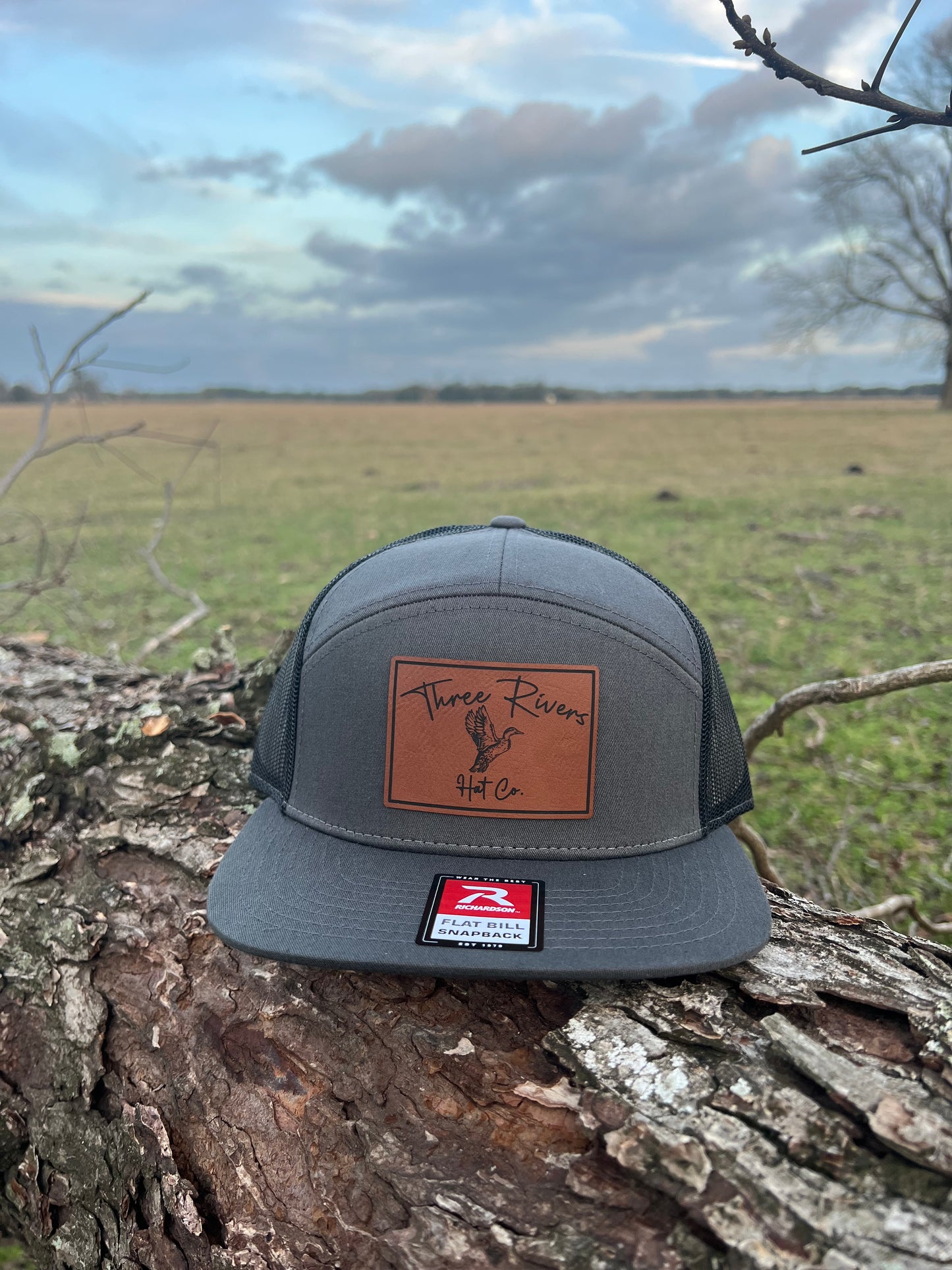 Flying Mallard - Flatbill Snapback Hat - Richardson 168