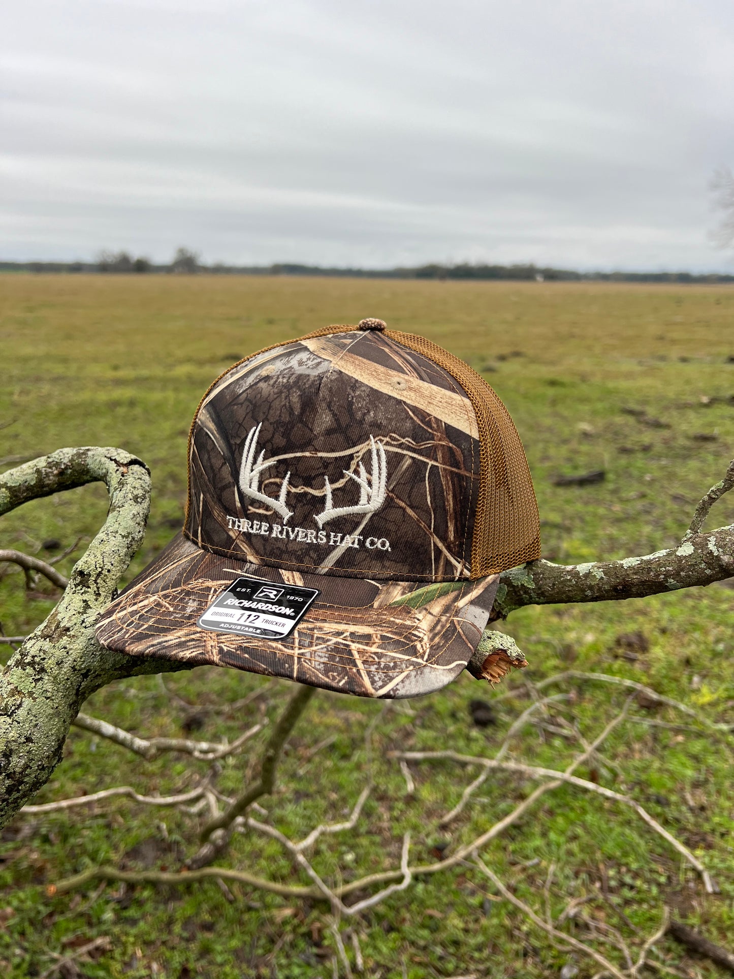 Classic Whitetail Rack - Trucker Snapback Hat - Richardson 112