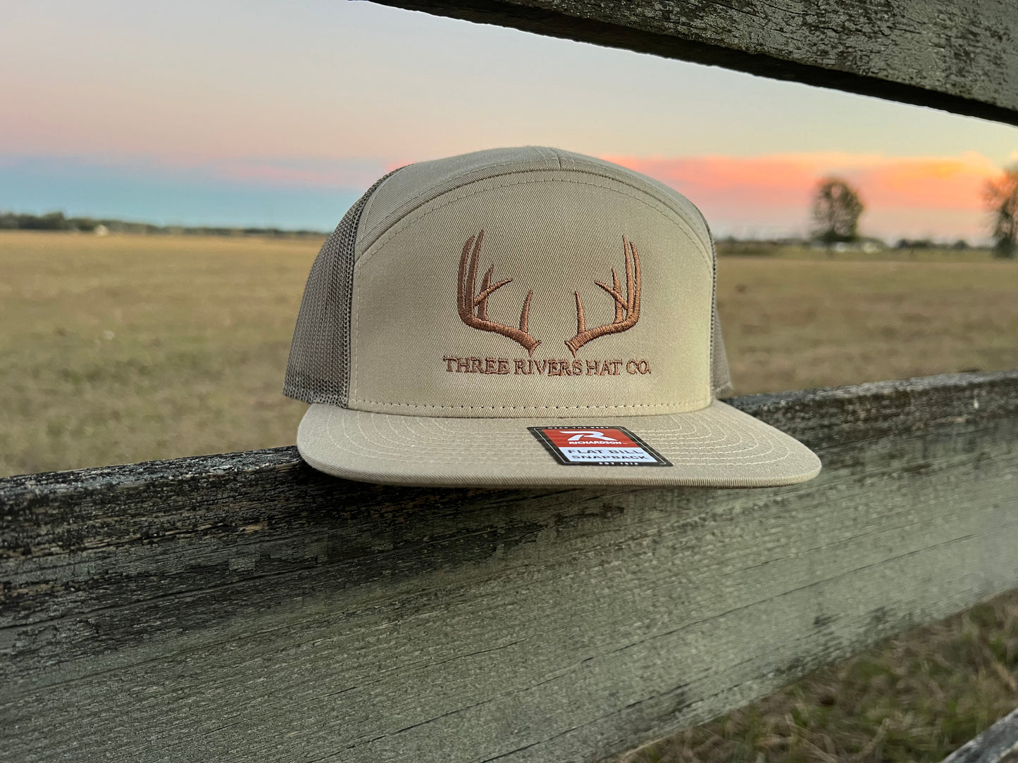 Classic Whitetail Rack - Flatbill Snapback Hat - Richardson 168