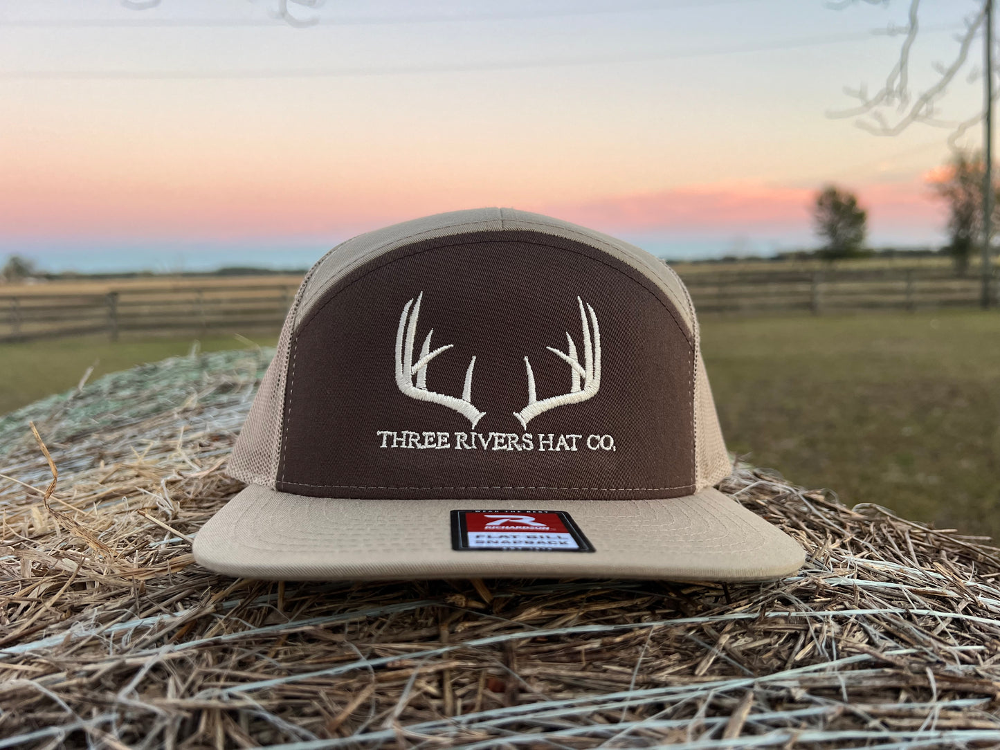Classic Whitetail Rack - Flatbill Snapback Hat - Richardson 168