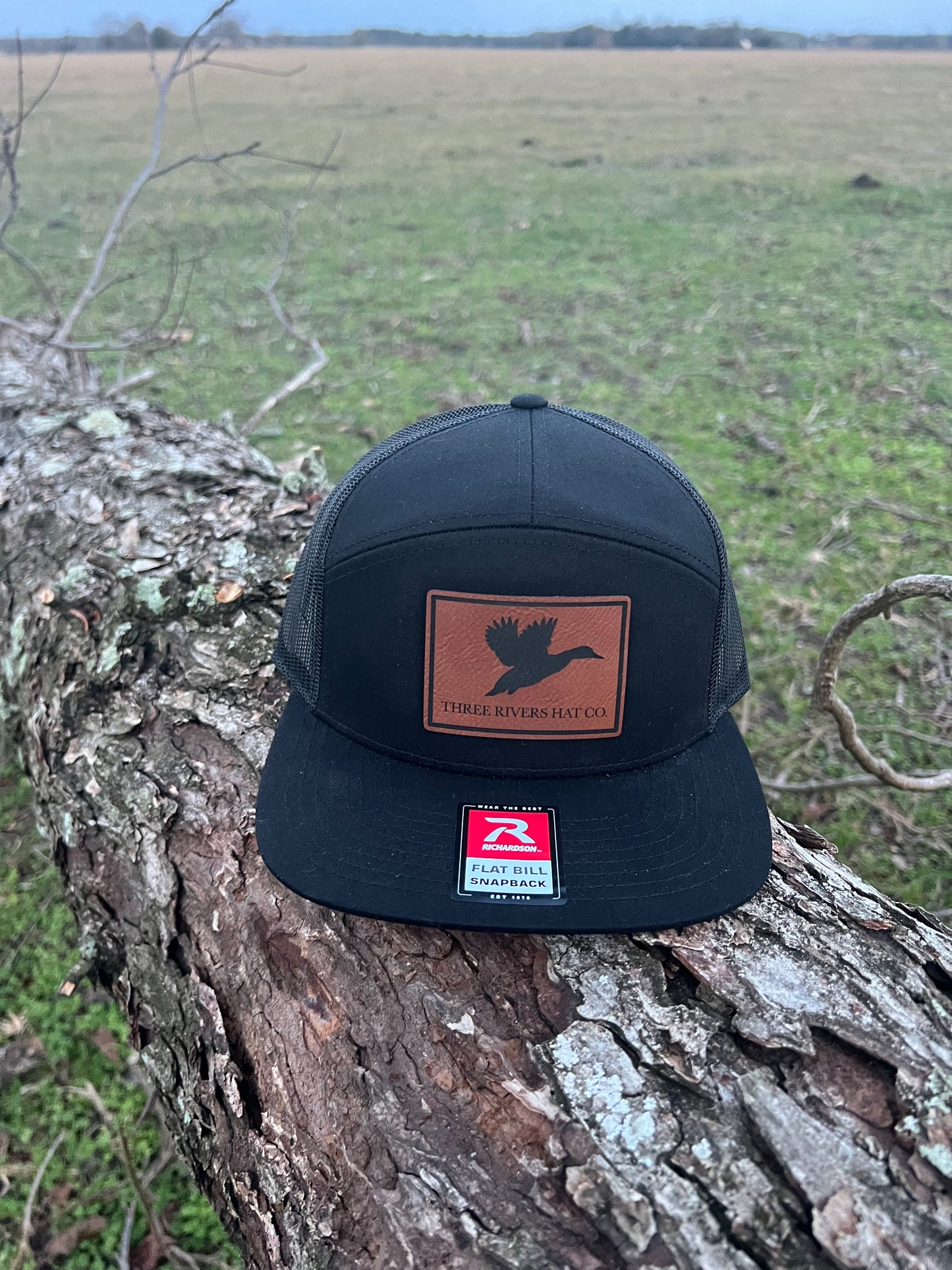 Duck Silhouette - Flatbill Snapback Hat - Richardson 168