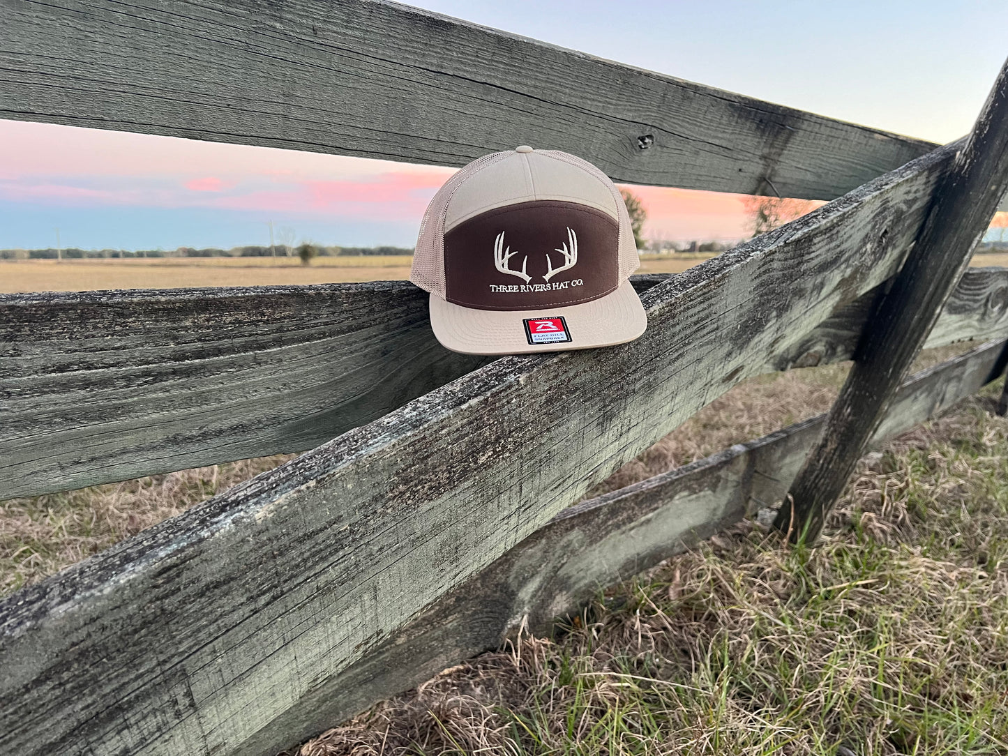 Classic Whitetail Rack - Flatbill Snapback Hat - Richardson 168