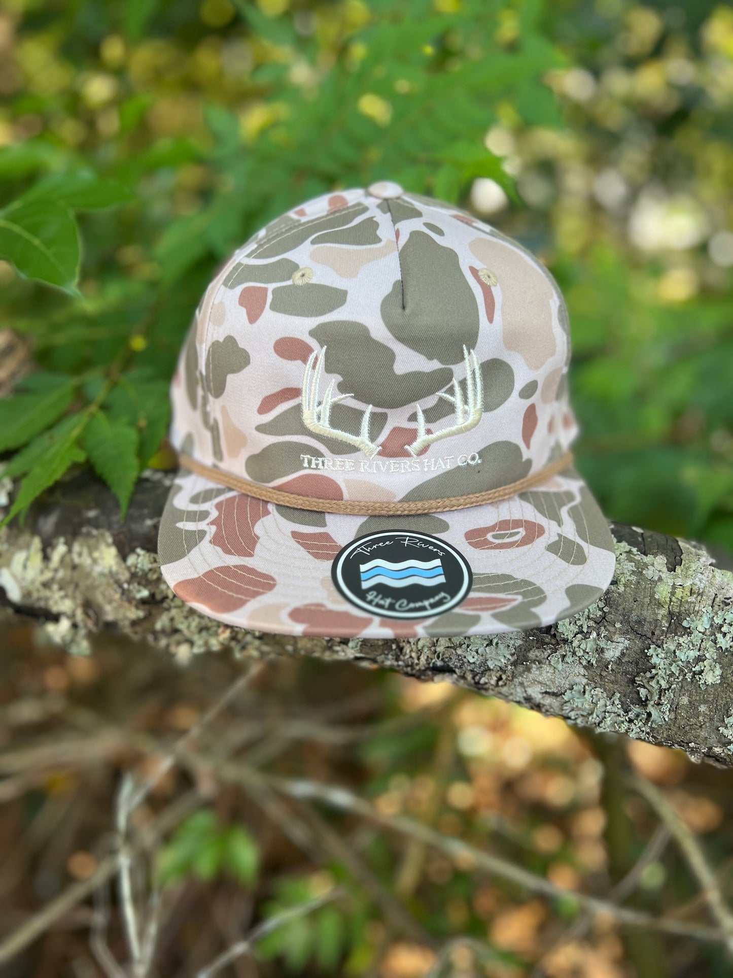Classic Whitetail Rack - Rope Snapback - Richardson 256p