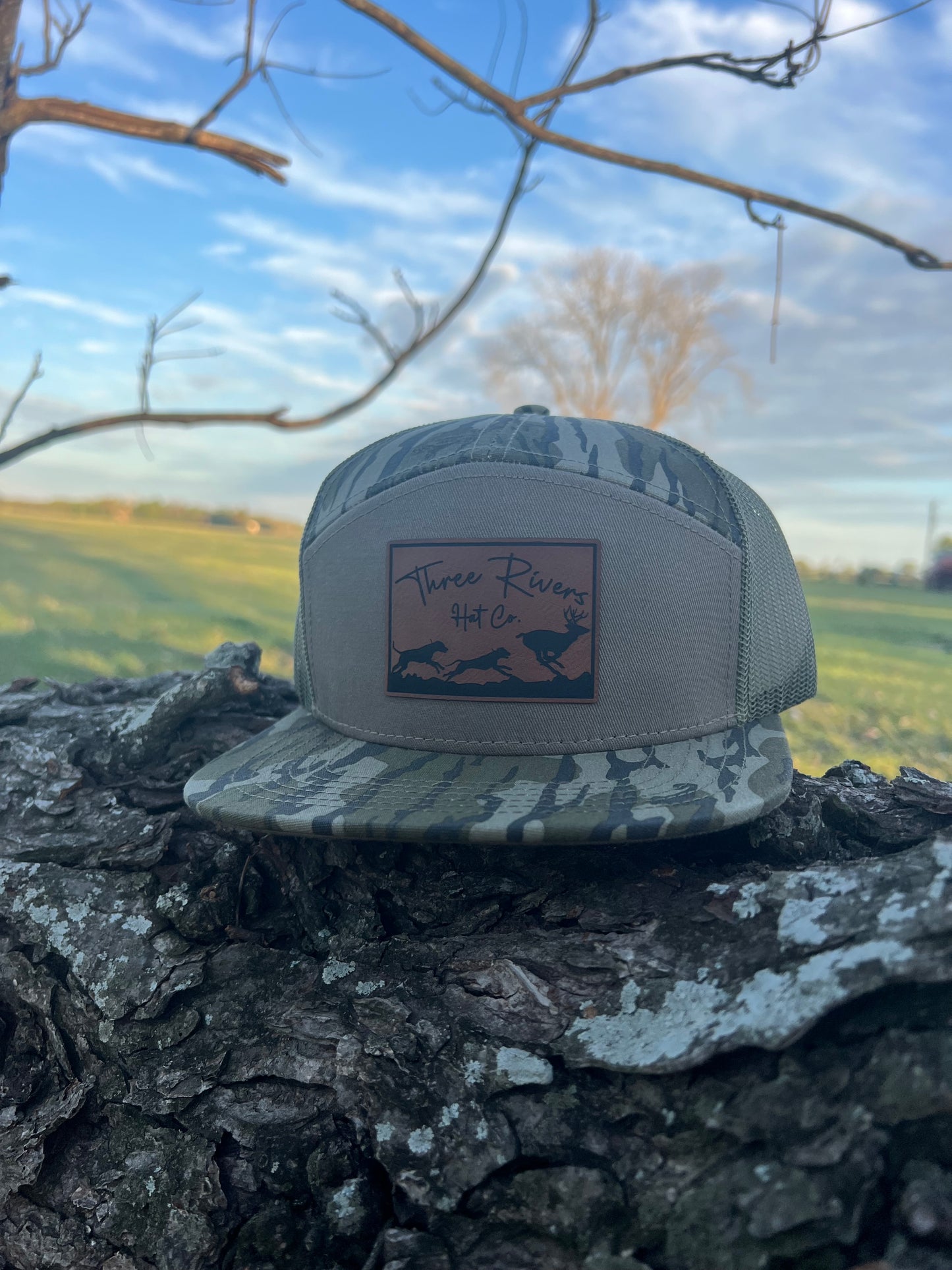 Deer Dog Hunting - Flatbill Snapback - Mossy Oak Camo