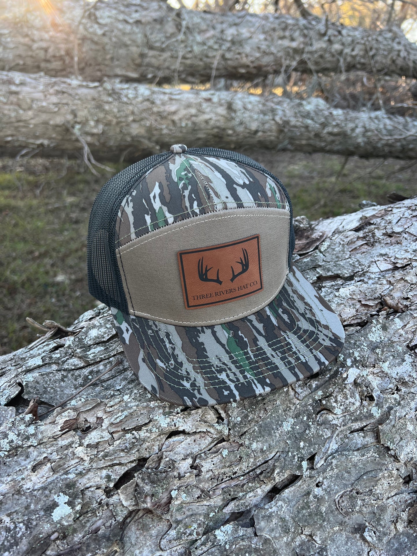 Deer Horns- Flatbill Snapback - Realtree Camo