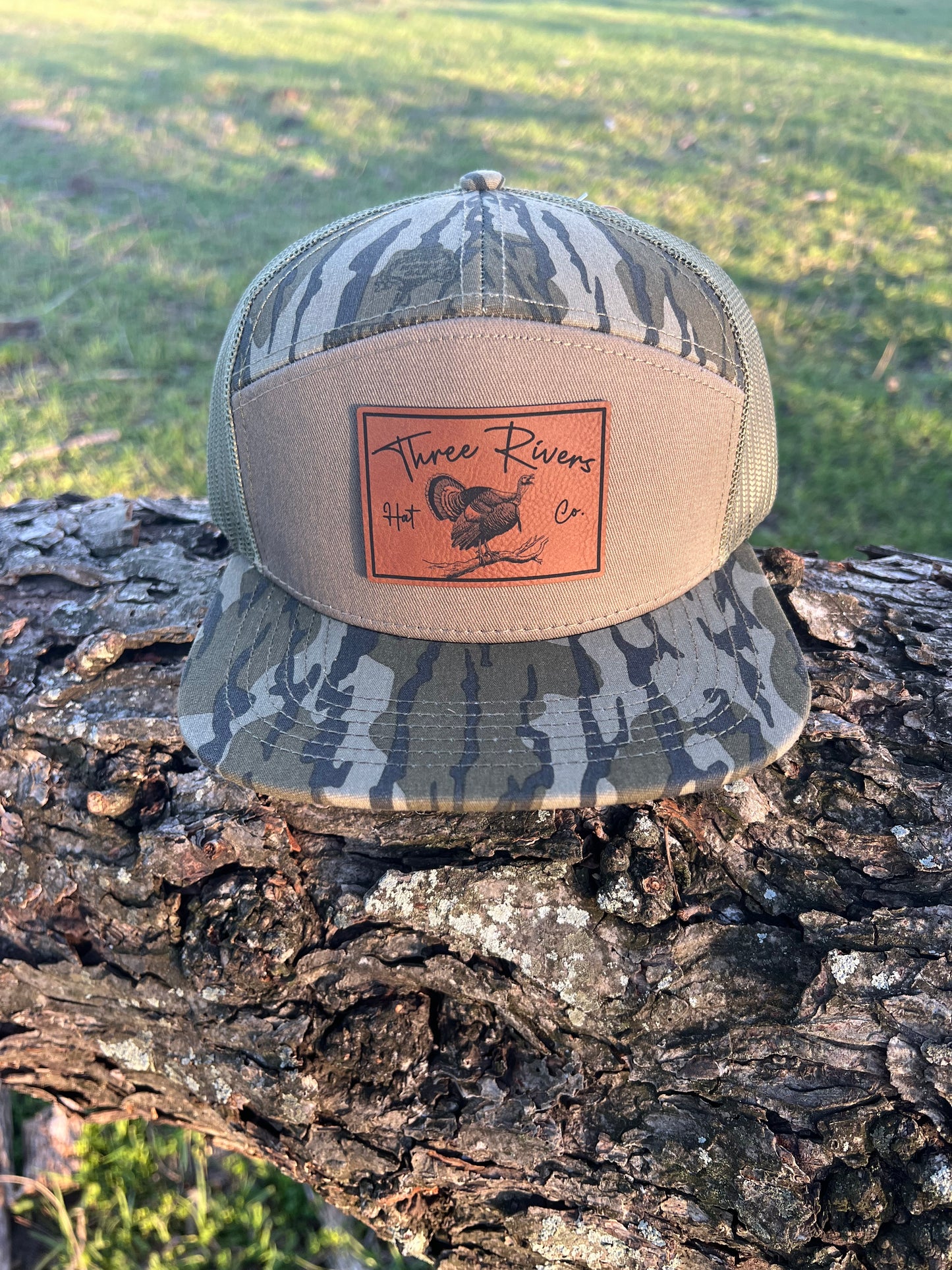 Gobbler on the Roost - Flatbill Snapback - Mossy Oak Camo