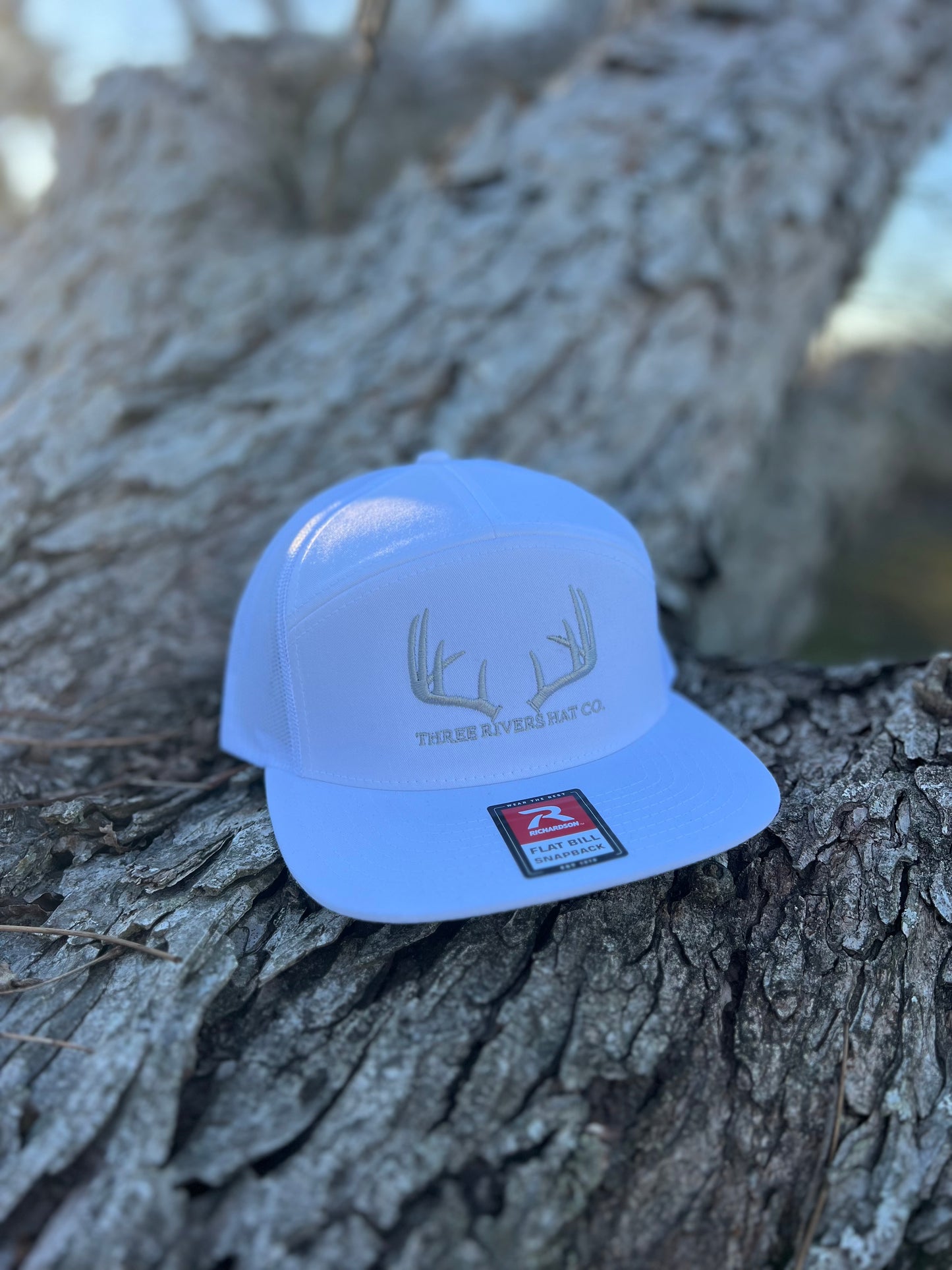 Classic Whitetail Rack - Flatbill Snapback Hat - Richardson 168