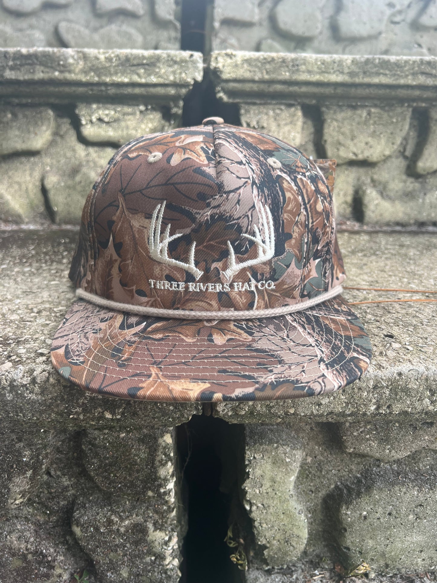 Classic Whitetail Rack - Rope Snapback - Richardson 256p