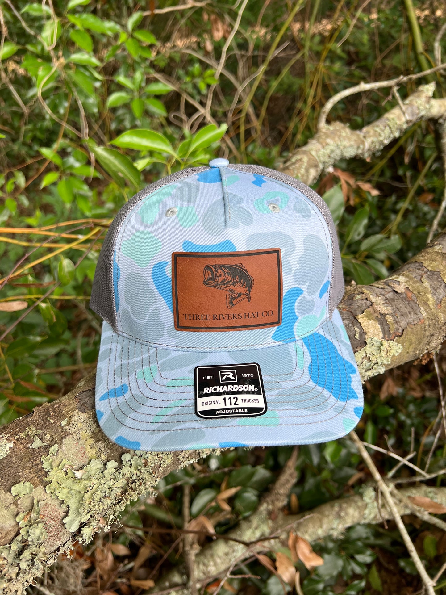 Bass Silhouette -Camo Trucker Snapback-Richardson 112