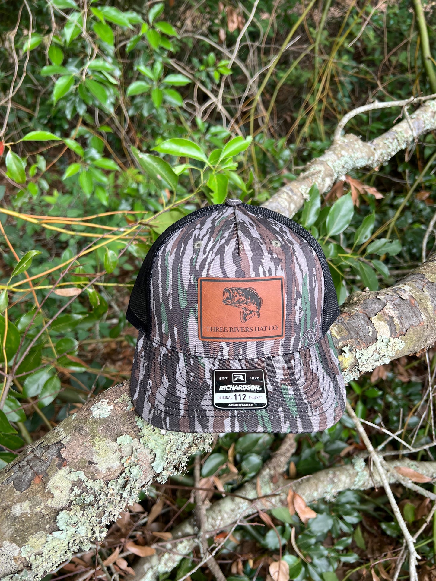 Bass Silhouette -Camo Trucker Snapback-Richardson 112