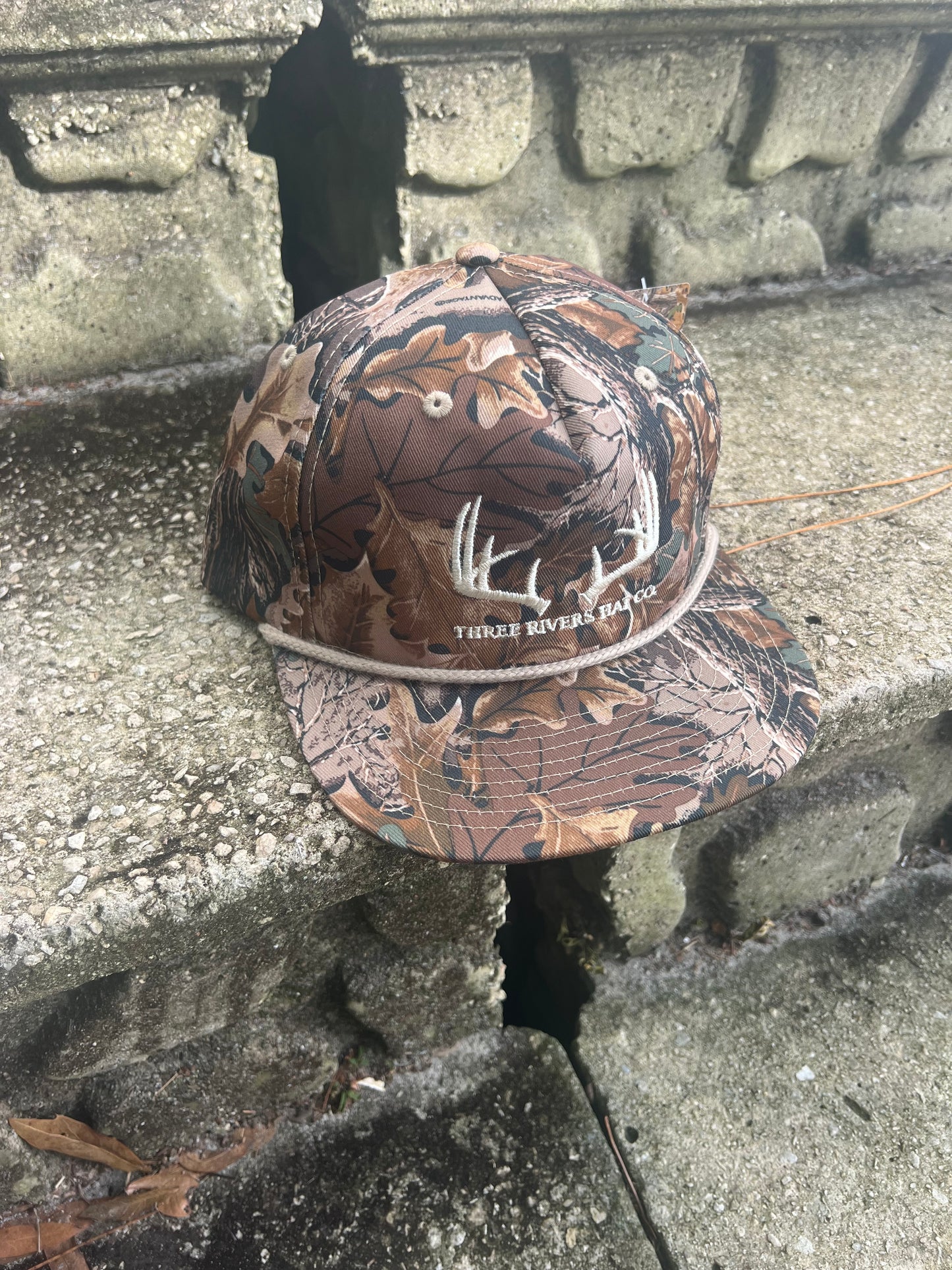 Classic Whitetail Rack - Rope Snapback - Richardson 256p