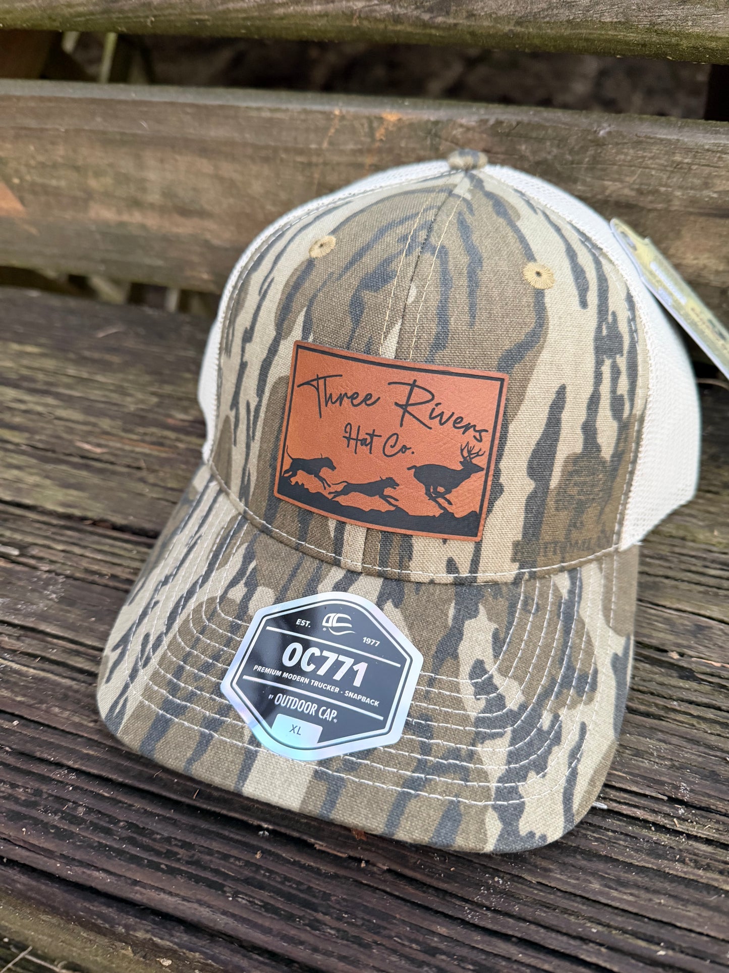 XL Fit - Deer Dog Hunting - Trucker Snapback